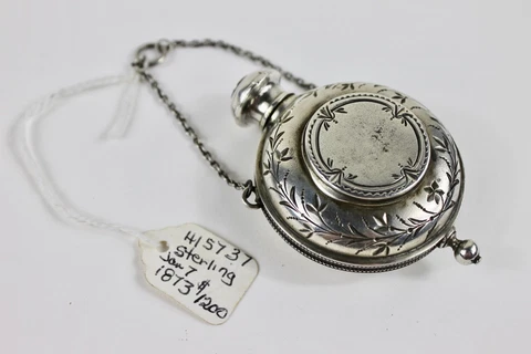 1873 American Aesthetic movement sterling  watch shape vinaigrette box Cover