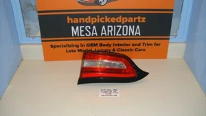 2014 JEEP CHEROKEE RIGHT INNER LIFT GATE MOUNTED TAIL LAMP LIGHT - Picture 1 of 6