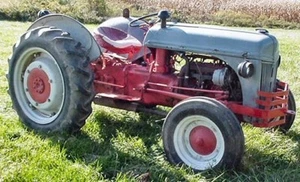 BEST FORD 9N 2N 8N NAA TRACTOR ASSEMBLY PARTS SERVICE REPAIR MANUAL 1940 1941 CD - Picture 1 of 3