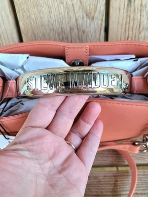 *Rare* Steve Madden Apricot Chrome Crossbody Handbag With Wallet - Image 1 of 4