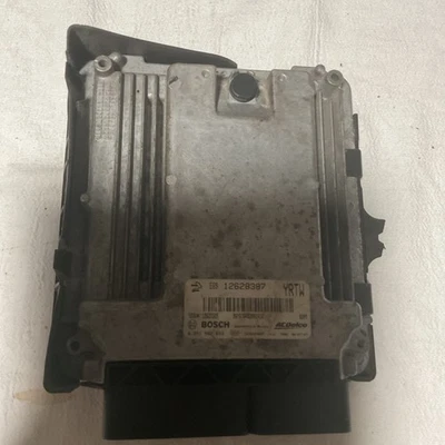 GMC Acadia 2009, módulo informático motor Buick ECM 12628387 Foto 1 de 4