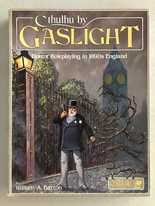 Call of Cthulhu By Gaslight Caja Set Terror RPG 1890s Inglaterra Chaosium 2314 CoC - Imagen 1 de 1