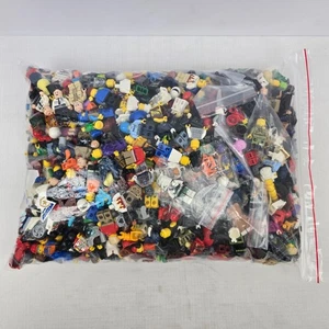 LEGO Minifigures - Parts & Accessories Bulk Lot Approx 2.300kg Used - Picture 1 of 10