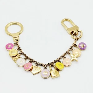 Llavero Louis Vuitton oro rosa 2261643 - Imagen 1 de 11