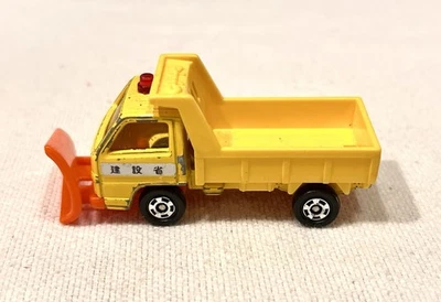 Quitanieves Tomy Isuzu Elf No. Años 90 Camión de mantenimiento 48 con plataforma de volteo Tomica Foto 1 de 4