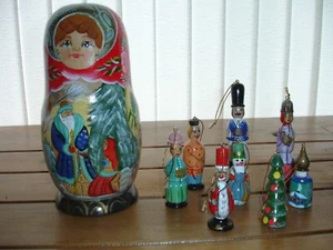 9 Pce / Set Russian Nesting Dolls Wooden Hand Painted Gift Christmas Tree - Picture 1 of 4