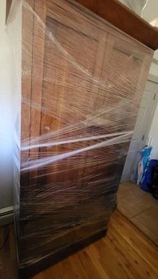 Ethan Allen Entertainment Media Center - Ciudad de Poughkeepsie, Nueva York  Foto 1 de 4