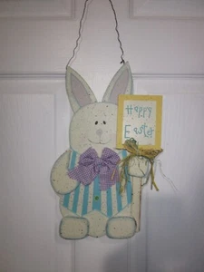 EASTER SPRING HOLIDAY DECORATIVE WELCOME DOOR OR WALL HANGING BUNNY , #72H - Picture 1 of 5