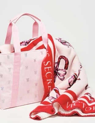 VICTORIA’S SECRET BLACK FRIDAY CANDY CANE PLUSH BLANKET & PINK SHINE TOTE SET - Image 1 of 4