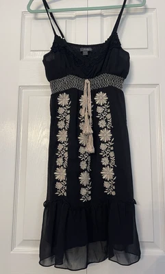 TWENTY ONE BLACK FLORAL EMBROIDERED BABYDOLL DRESS SIZE M – Y2K BOHO COTTAGECORE - Image 1 of 4
