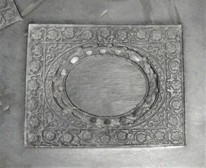 "Antiguo molde de fundición giratorio de goma de 12"" ornamentado diseño de flores marco hebilla de cinturón" - Imagen 1 de 12