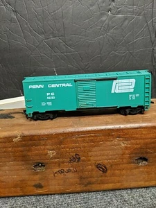 Vintage in Box Tyco Penn Central Box Car Train Green PC 46150 HO Scale - Picture 1 of 11