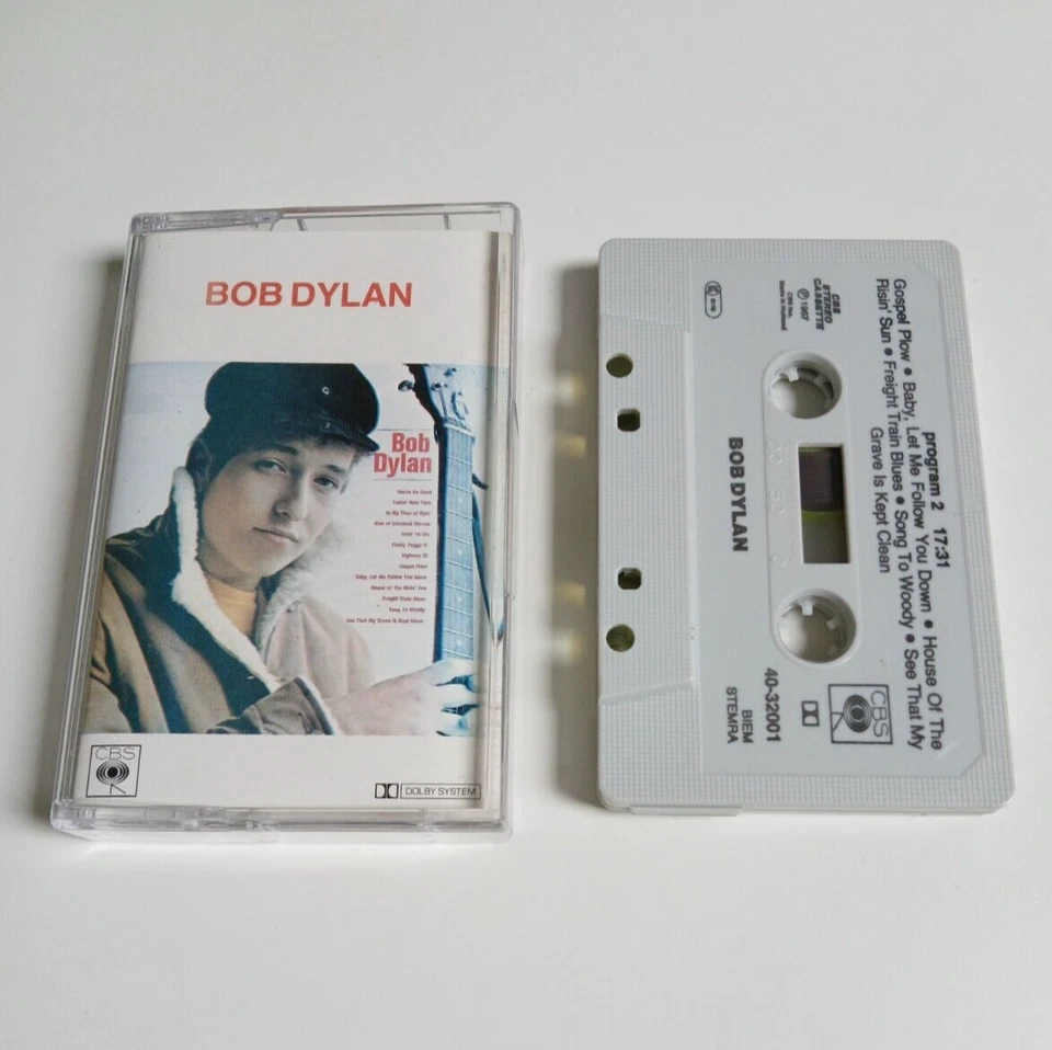 BOB DYLAN SELF TITLED CASSETTE TAPE CBS 1985 - Image 1 of 1