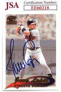 Javy Lopez signed 1999 Pacific Paramount Baseball On Card Auto #27- JSA #EE60218