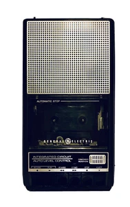 Vintage GE General Electric Kassettenspieler Tonbandgerät Modell 3-5015A funktioniert - Bild 1 von 7