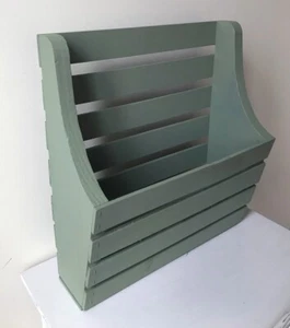 Vintage Matte Sage Green Wooden Slat Magazine Holder Self Standing or Wall Mount - Picture 1 of 16