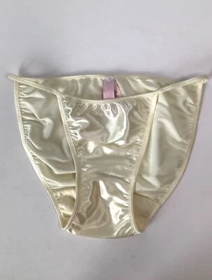 New Vintage Victoria's Secret Second Skin Bikini Panty Size S - Image 1 of 4