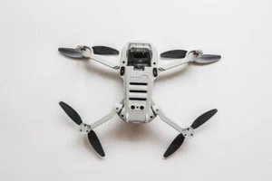 DJI Mavic Mini Fly More Combo Drone w/3 Batteries Used Near Mint from Japan - Picture 1 of 20