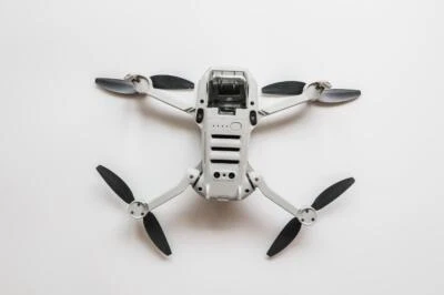 DJI Mavic Mini Fly More Combo Drone w/3 Batteries Used Near Mint from Japan - Image 1 of 4