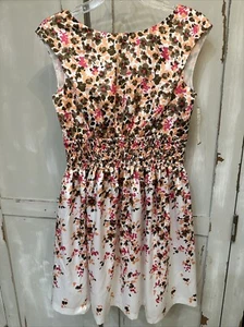 NWT Jessica Howard Sleeveless Floral Dress with Smocked Waist Size 6P - Picture 1 of 15