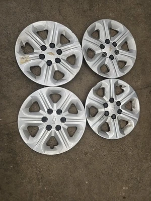 Se adapta a Chevrolet Traverse 2009-2017, juego de 4 cubiertas de rueda de 17 pulgadas, OEM: 9597564 Foto 1 de 4