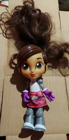 VIACOM 2017 NELLA THE PRINCESS KNIGHT 5" Cover