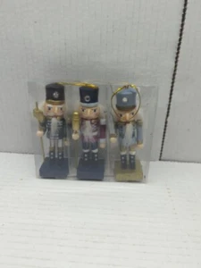 new in package set of 3 nutcracker ornamanets - Picture 1 of 5