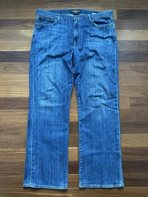 Pantalones de mezclilla italiana premium azul Lucky Brand 367 vintage para hombre 38x32 Foto 1 de 4