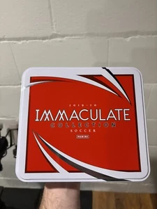IMMACULATE SOCCER 2019 2020 EMPTY COLLECTOR TIN NO CARDS DISPLAY ONLY! NO CARDS! - Bild 1 von 1