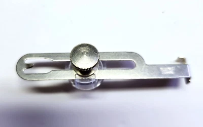 Guía de costura ajustable Singer 161172 accesorio para máquina de coser Foto 1 de 4