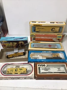 LOT OF 7 HO Scale Train Cars Mixed Brands USED Conditions With BOXES Cheesie SYS - Picture 1 of 24