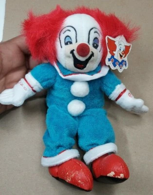 Винтажное плюшевое мягкое игрушечное украшение BOZO the CLOWN с биркой Aurora 1999 с петлей для подвешивания 9 дюймов - Изображение 1 из 4