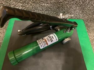 Greenlee 767 Hydraulic Hand Pump to be used with knockout punches and 746 ram