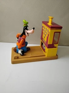 Vintage Disney Goofy Gumball Machine By Carousel Disney Swing Action Bowling - Picture 1 of 8