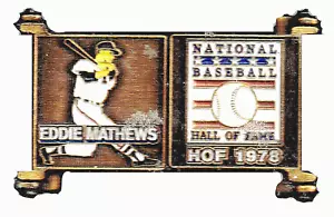 1978 MLB EDDIE MATTHEWS DETROIT TIGER HINGED HOF INDUCTION COLLECT SERIE PIN - Picture 1 of 2
