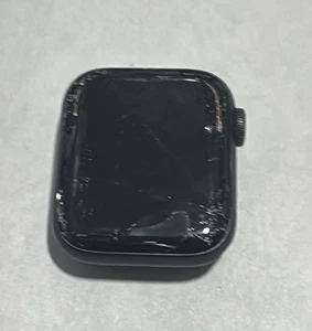 Apple Watch Series 5 [GPS 40mm] Smart Watch - ASIS (IL) - Photo 1 sur 2