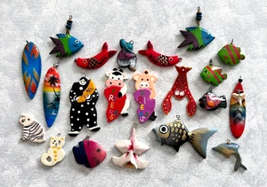 Pendant Charms Wooden Hand Painted Character Figurine Lot of 21 for Repurposing - Picture 1 of 8
