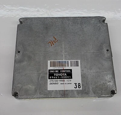 2004 to 2007 Toyota HIGHLANDER COMPUTER ENGINE CONTROL  89661-48B41 ECU ECM Foto 1 de 4