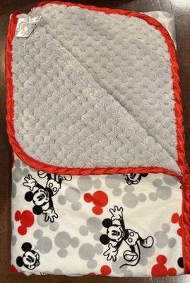 Manta Disney Baby Mickey Mouse Roja Blanca Gris Negra Multiusos Usada en Excelente Condición Foto 1 de 4