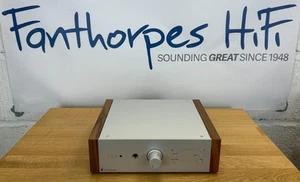 Pro-Ject Pre Box DS2 Digital Preamp w/ DAC & Bluetooth - Silver Walnut - Ex-Demo - Picture 1 of 8