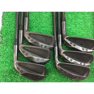 Kasco Dolphin Iron DI-122 Black Iron Set ATTAS FF IRON 65 Set of 6 - Image 1 of 4