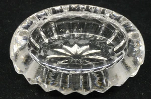 VINTAGE GLASS OVAL MASTER SALT w SMOOTH TOP, GROOVED SIDE PATTERN - Picture 1 of 3