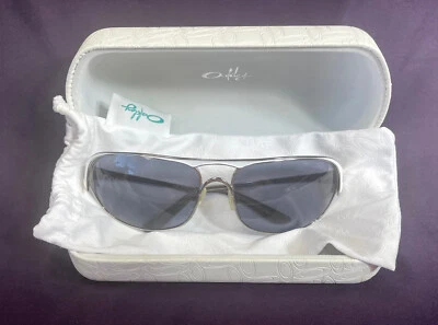 Oakley Sunglasses Cover Story 004042-03, 62-16, 117 Pilot Wrap, Chrome & White - Image 1 of 4