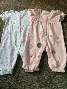 Nutmeg Baby Girls Pink White 2 Pack Floral Bunny Rabbit Romper 0-3 Months New - Picture 1 of 3
