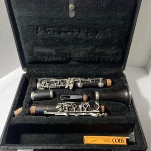 Artley 72S Pro Clarinet Black in Case - Picture 1 of 18