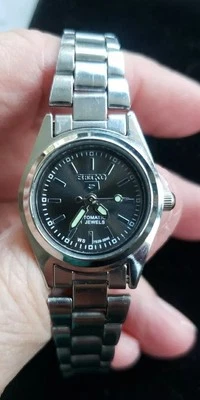 Reloj Seiko 5 Mujer Automático 21 Joyas 7s26-3040 Acero Inoxidable Cara Marrón Foto 1 de 4