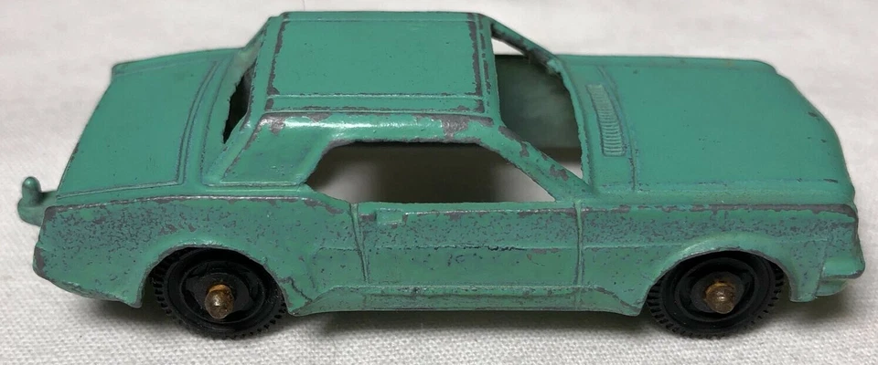 TootsieToy Mustang. Nice looking classic mint colored Mustang - Image 1 of 4