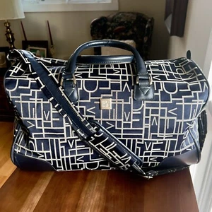 DVF Diane Von Furstenberg Navy Blue Classic Logo Luggage Overnight Bag vintage - Picture 1 of 19