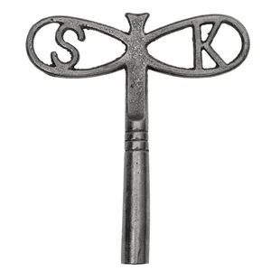 Antique DRAGONFLY SK Clock Key 4.25mm - Regulator Clock Key Vintage Key ref.k626 - Picture 1 of 5