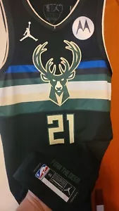 Jrue Holiday 2021 NBA Finals Milwaukee Bucks Authentic Game 6 Clincher Jersey - Picture 1 of 14